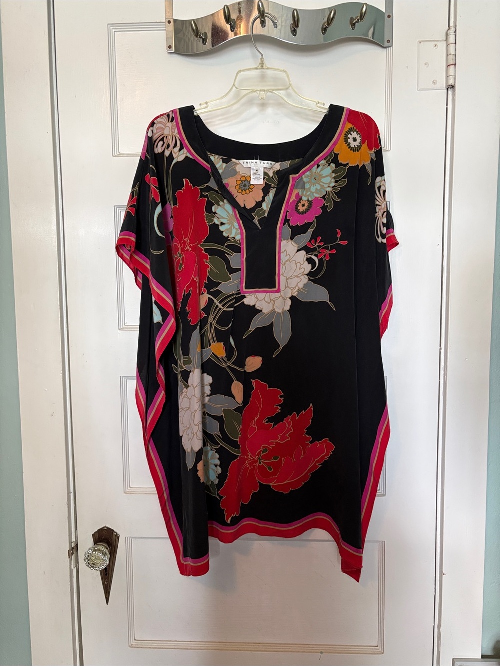 Trina Turk Floral V-Neck Black Silk Tunic Top with Pink Trim Size M/L
